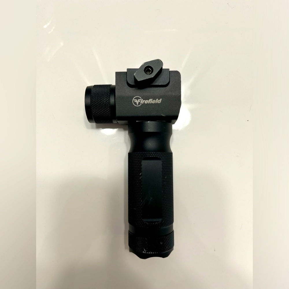 Front Rifle Grip With Flashlight
